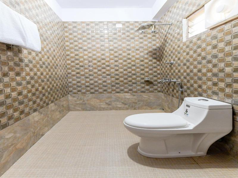 11620 Amare Highway Residency image