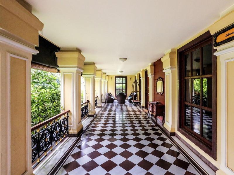 Regency Lagoon Resort