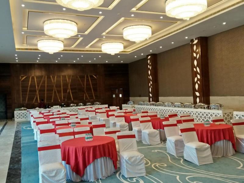 Hotel Saffron Crest image
