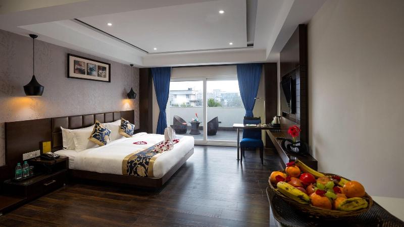 Hotel Saffron Crest image