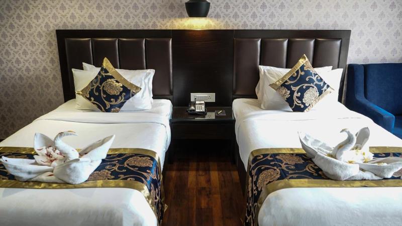 Hotel Saffron Crest image