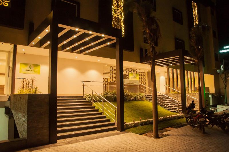 Hotel Green Ridge — exterior view