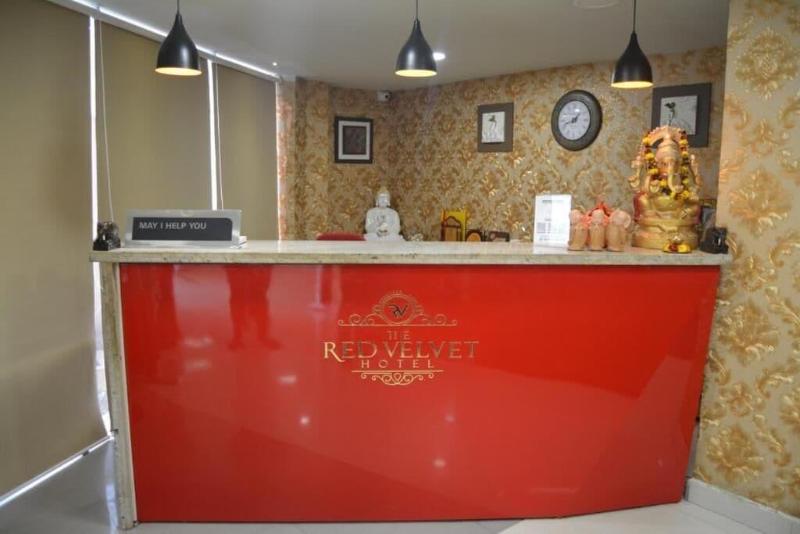 The Red Velvet Hotel image