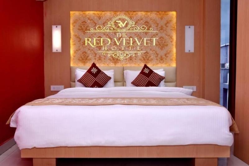 The Red Velvet Hotel image
