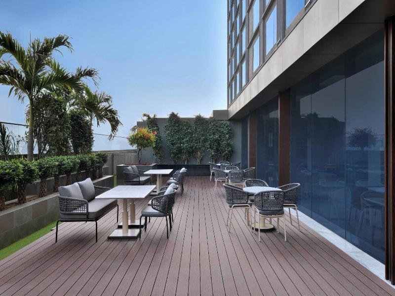 Courtyard By Marriott Ahmedabad Sindhu Bhavan Road image
