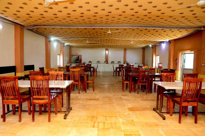 Sheesh Mahal Desert Camp
