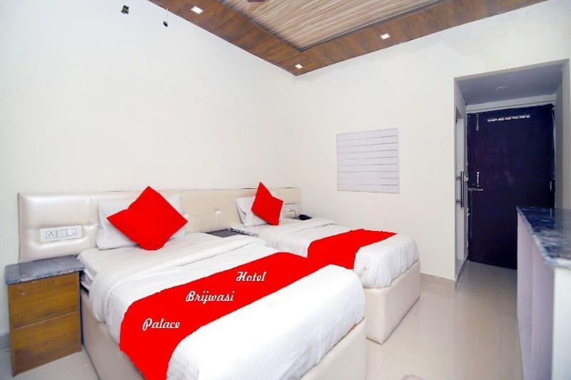 Hotel Brijwasi Palace image