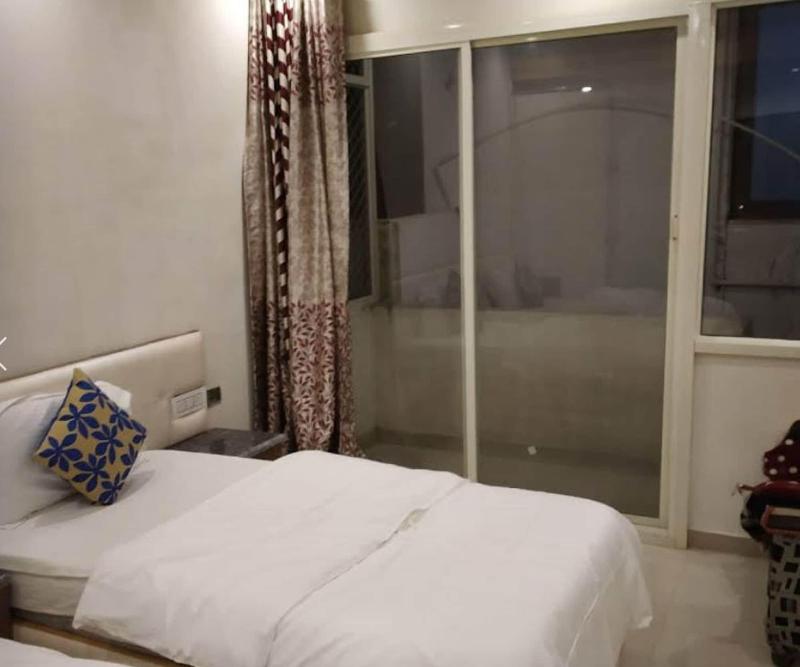 Hotel Brijwasi Palace image