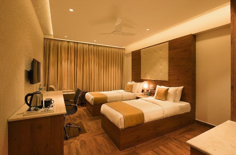 White Lotus Hotel image