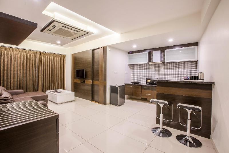Hotel Prominent Coporate Residency image
