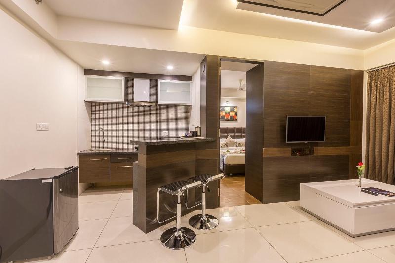 Hotel Prominent Coporate Residency image