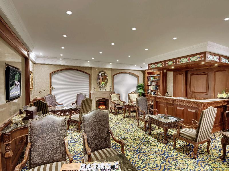 Express Inn The Business Luxury Hotel image