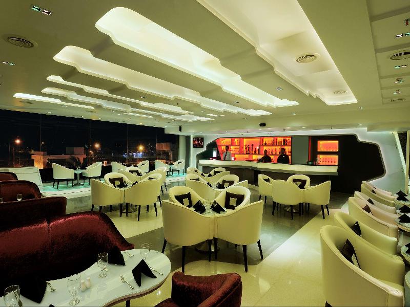 Express Inn The Business Luxury Hotel image