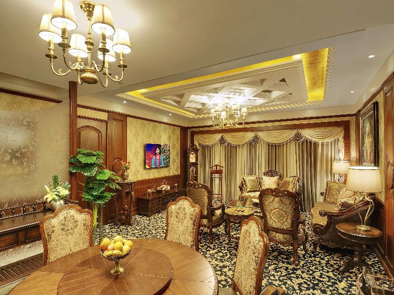 Express Inn The Business Luxury Hotel image