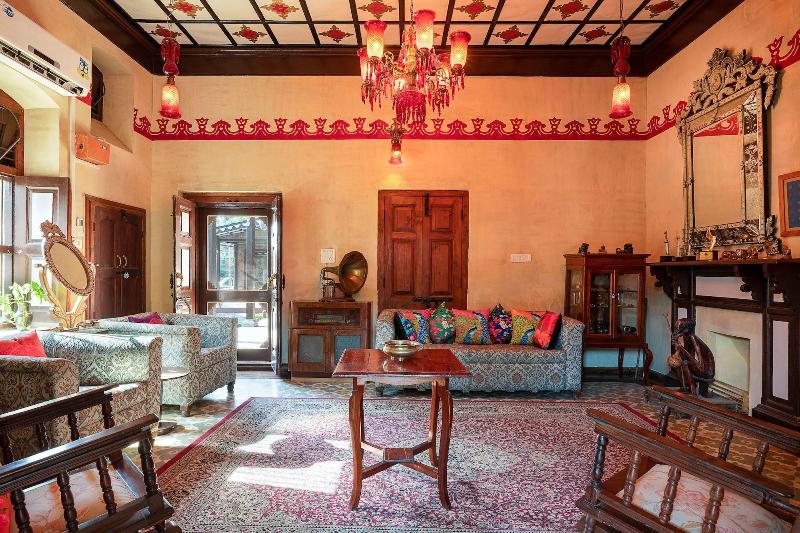 The Chateau Garli