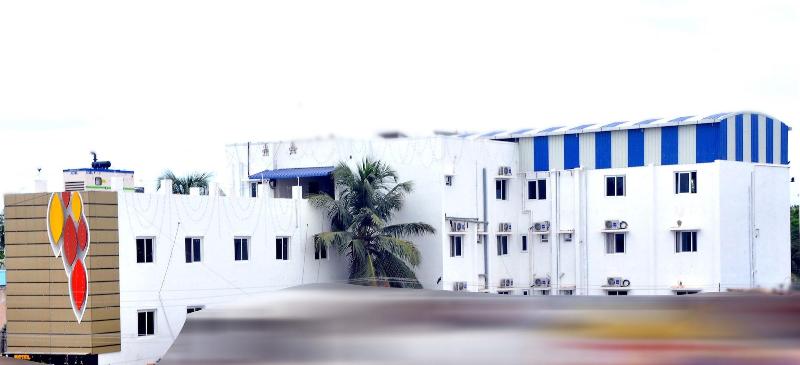Hotel Sdm Golden Tower image