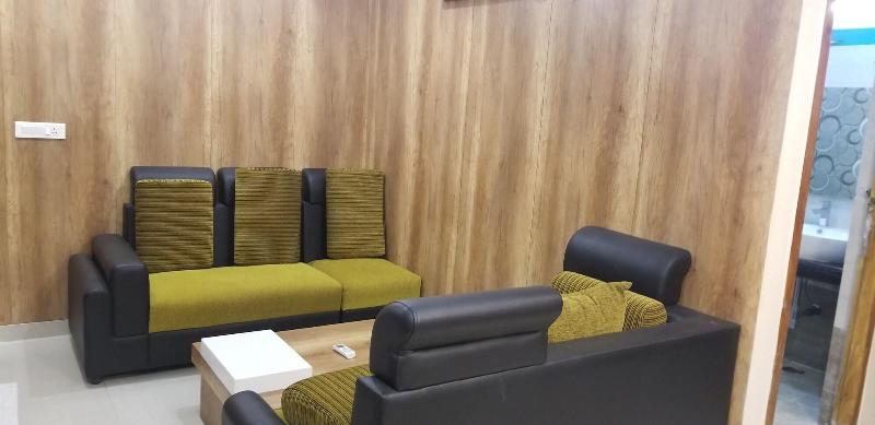 Hotel Sdm Golden Tower image