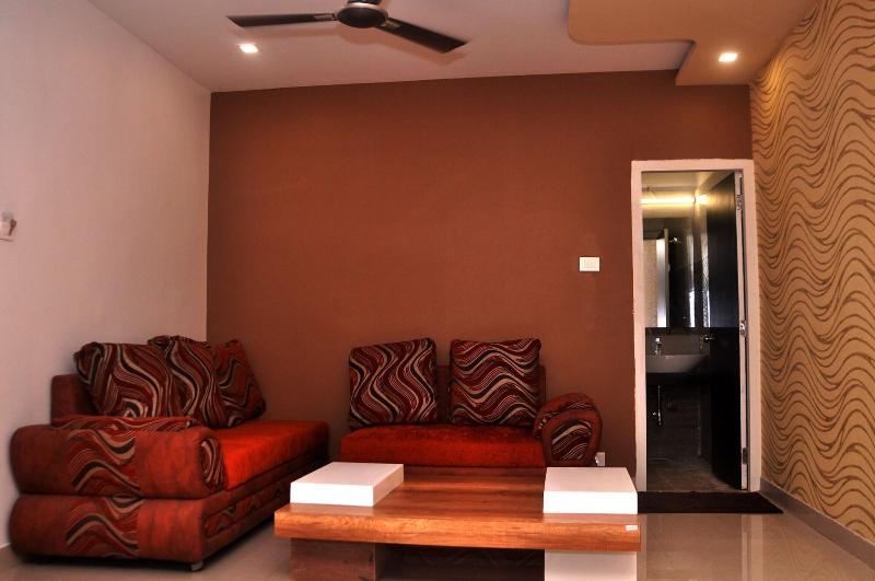 Hotel Sdm Golden Tower image