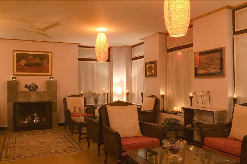 Fishermen's Lodge - A Lake Facing Hotel (20 KMS Fr