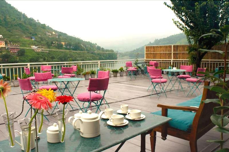 Fishermen's Lodge - A Lake Facing Hotel (20 KMS Fr