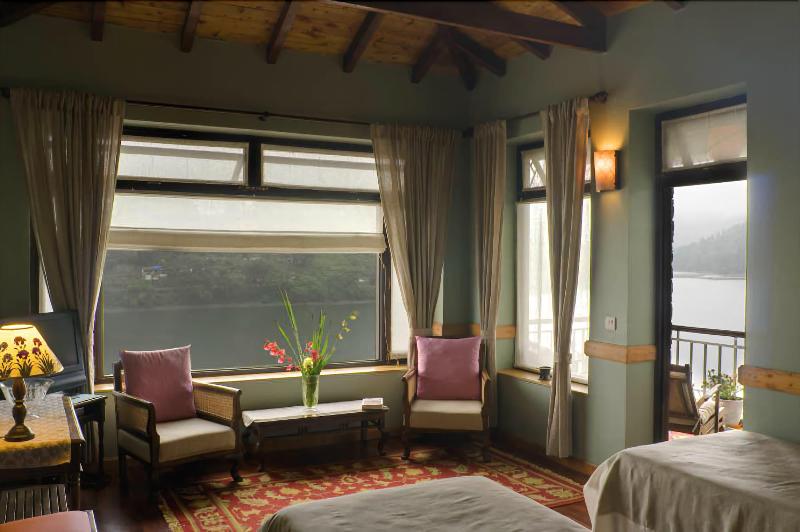 Fishermen's Lodge - A Lake Facing Hotel (20 KMS Fr — photo 26