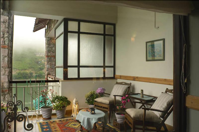 Fishermen's Lodge - A Lake Facing Hotel (20 KMS Fr — photo 8
