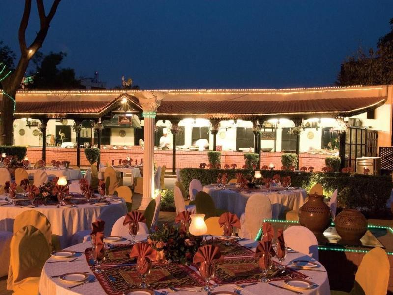Avari Lahore image