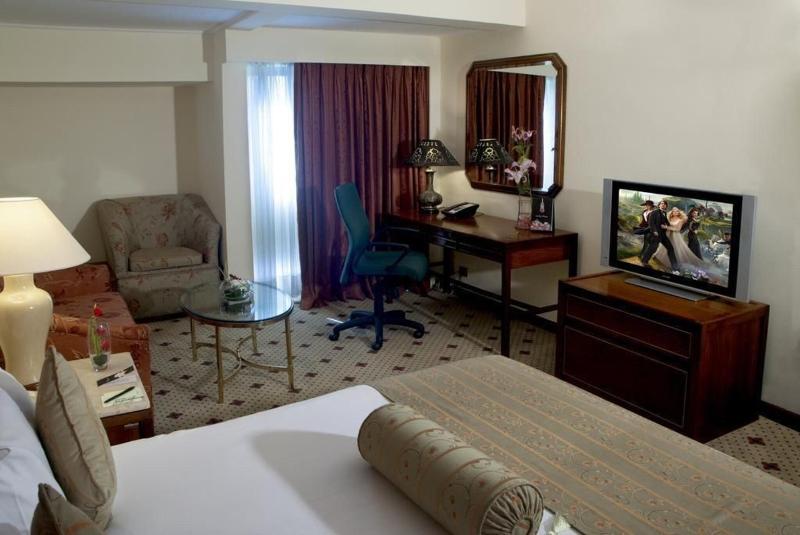 Avari Lahore image