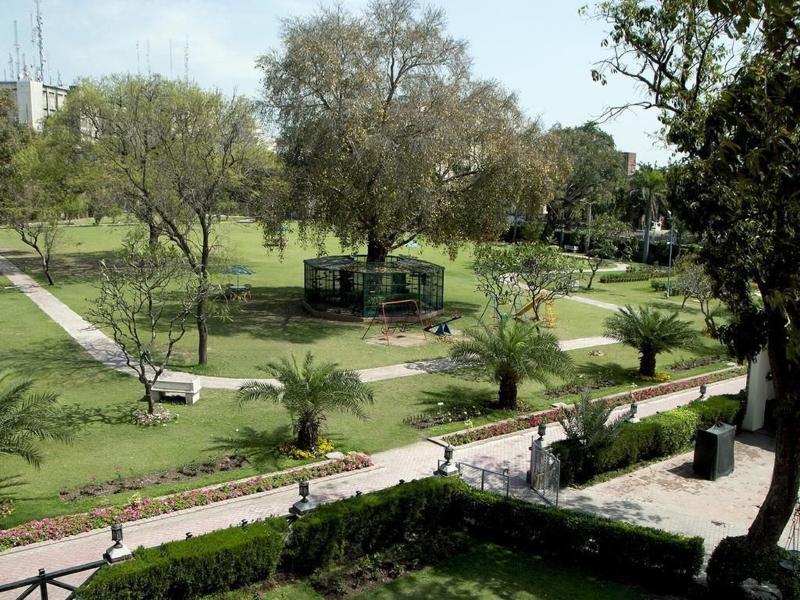 Avari Lahore image