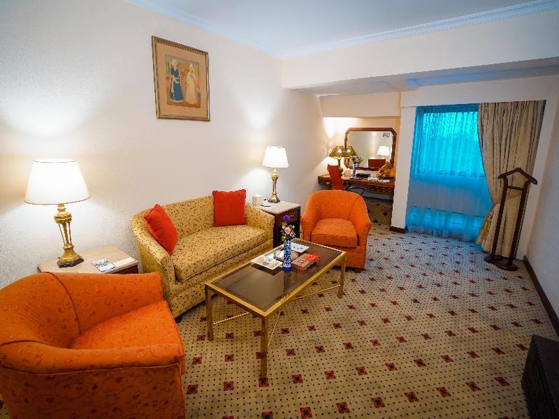 Avari Lahore image