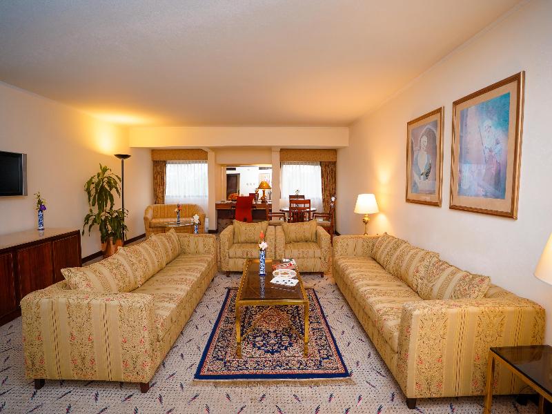 Avari Lahore image