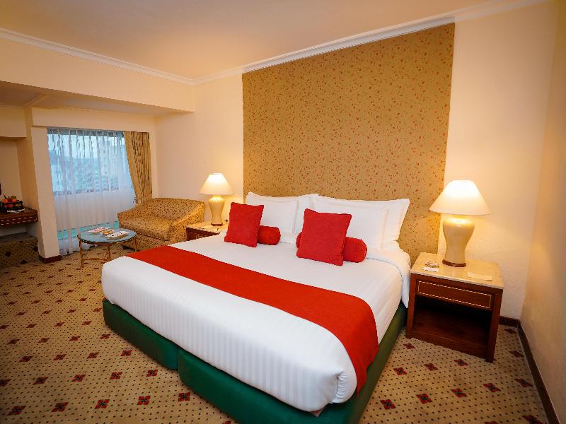 Avari Lahore image