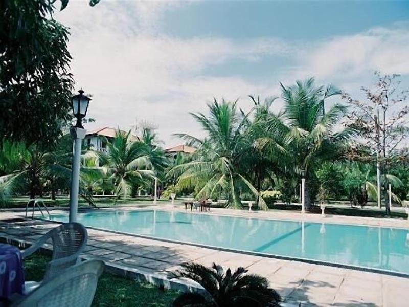 Hotel Lagoon Paradise image