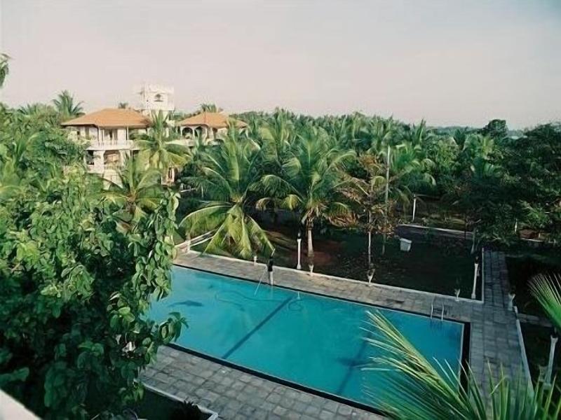 Hotel Lagoon Paradise image
