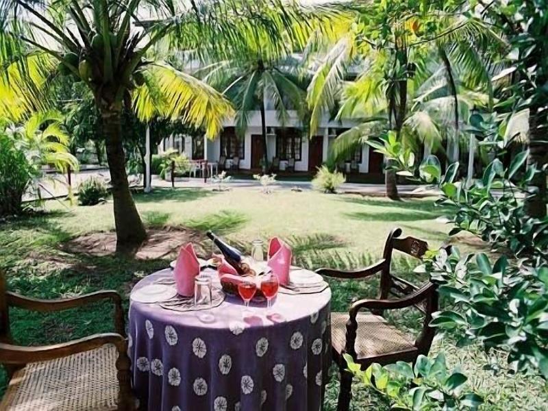 Hotel Lagoon Paradise image