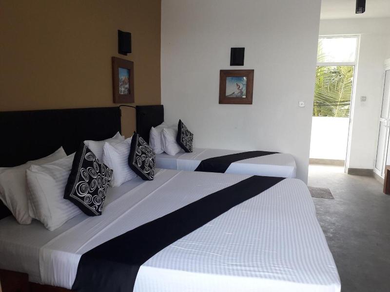 Nil Diya Beach Resort image
