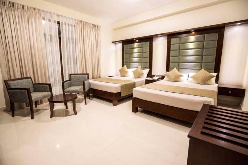 Seven Eleven Hotel -Colombo image