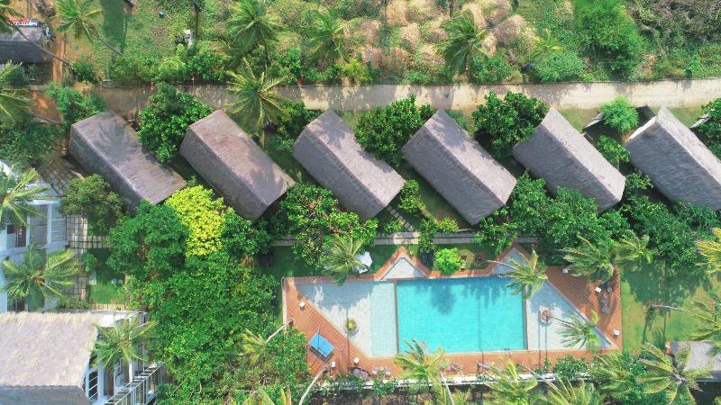 Blue Whale Beach Boutique Resort image