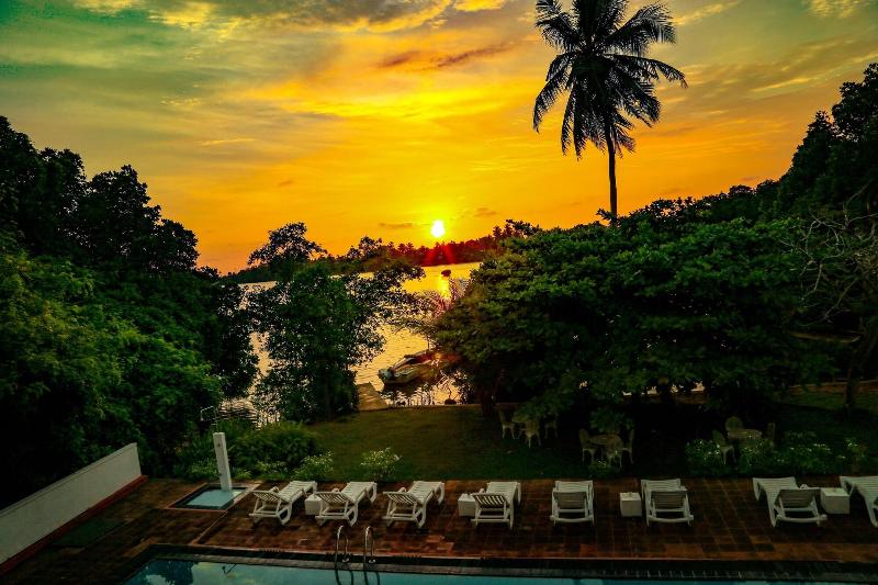 Waterside Bentota — photo 17
