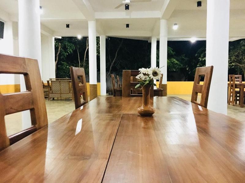 Alikele Hotel Sigiriya image