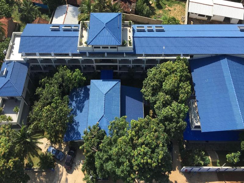 The Blue Wave Hotel image