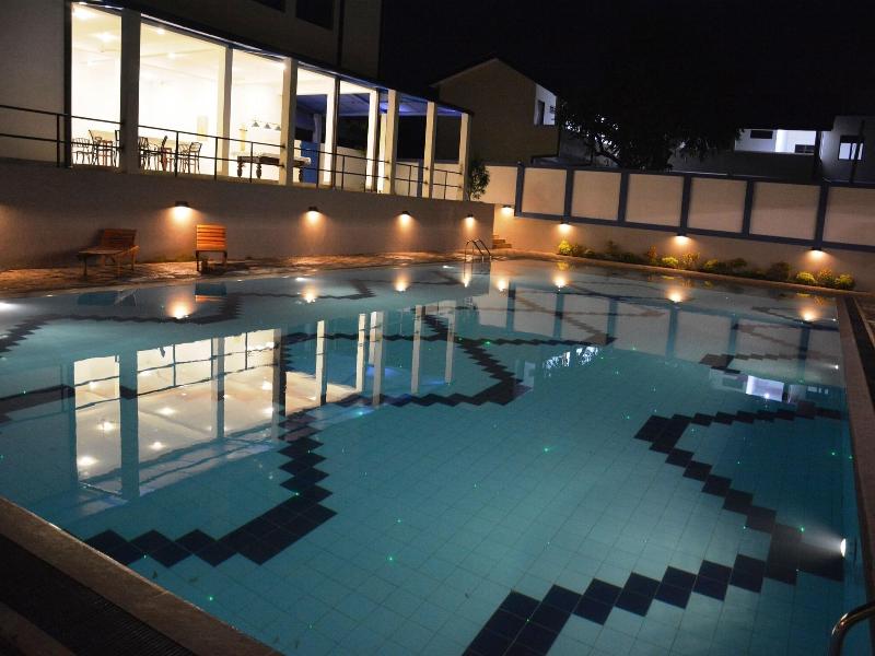 The Blue Wave Hotel image