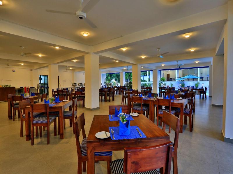The Blue Wave Hotel image