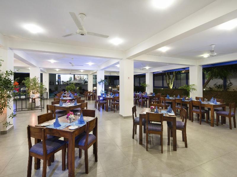 The Blue Wave Hotel image