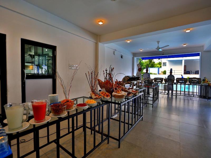 The Blue Wave Hotel image