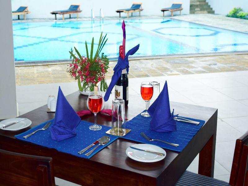 The Blue Wave Hotel image