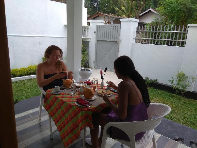 Diva Villa Transit Hotel image
