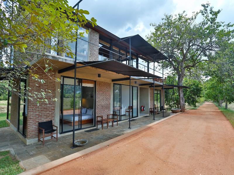 Kalundewa Retreat image