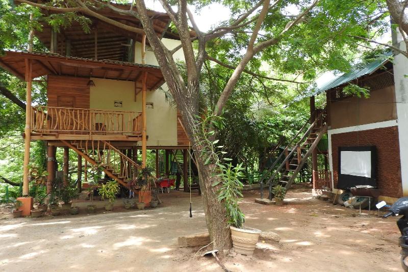 Riverside Cabana Yala image