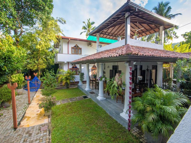 Green Villa image